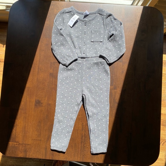 NWT Toddler Girls Gap Gray Waffle Knit Jumpsuit 2T - Picture 2 of 4
